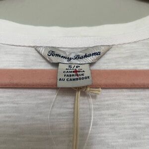 NWT- Women’s size small/petite,Tommy Bahama Soft White Tee